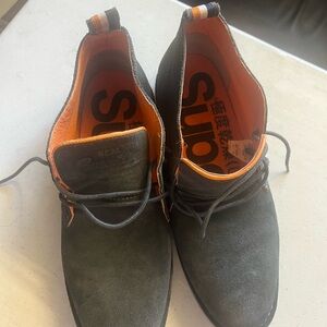 Superdry Chukka Boots in Gray and Orange